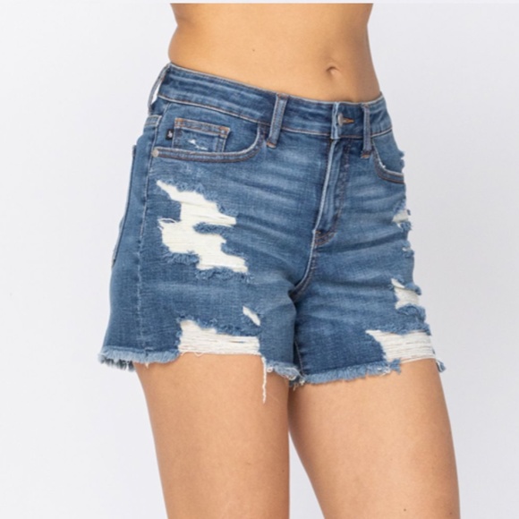 Midrise Destroyed Cut-Off Shorts - Picture 3 of 11